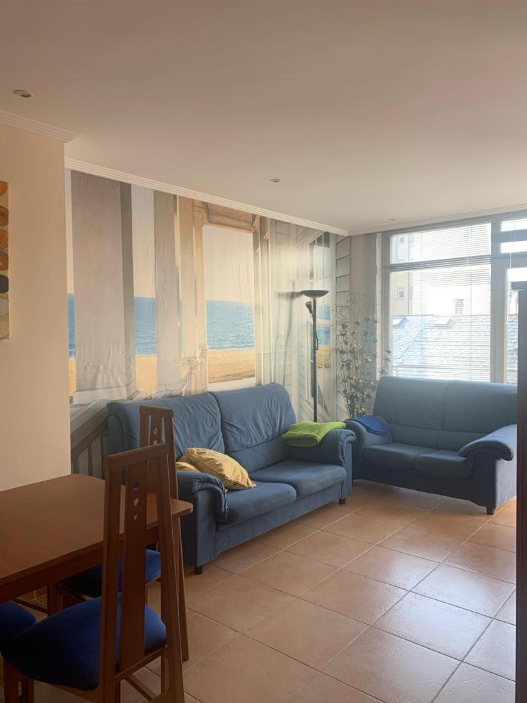 Enfoz Con Parking Y A La Orilla Del Mar Lejlighed Eksteriør billede