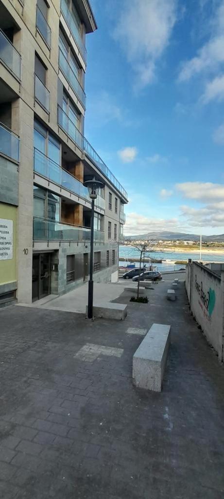 Enfoz Con Parking Y A La Orilla Del Mar Lejlighed Eksteriør billede
