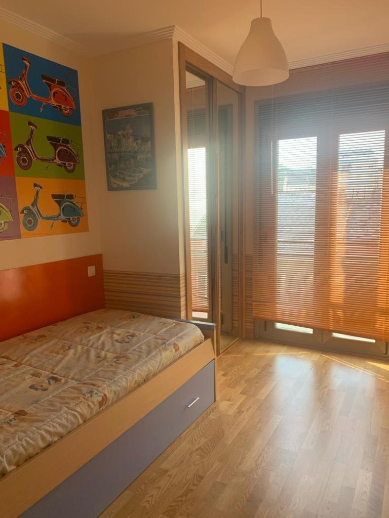 Enfoz Con Parking Y A La Orilla Del Mar Lejlighed Eksteriør billede